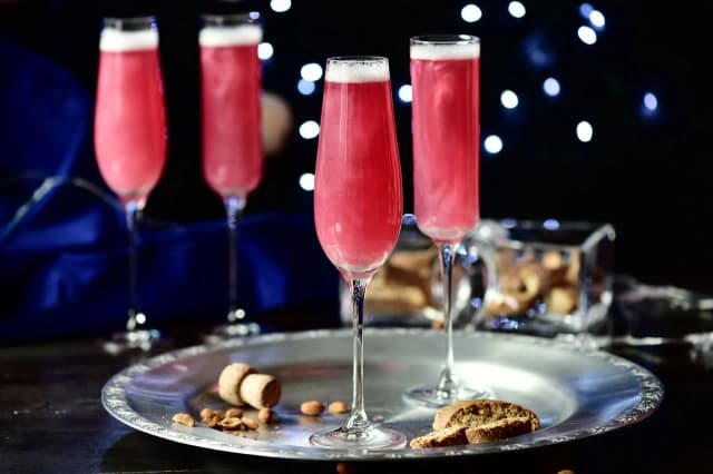 Najlepsze drinki z prosecco rosé na wyjątkowe okazje i przyjęcia